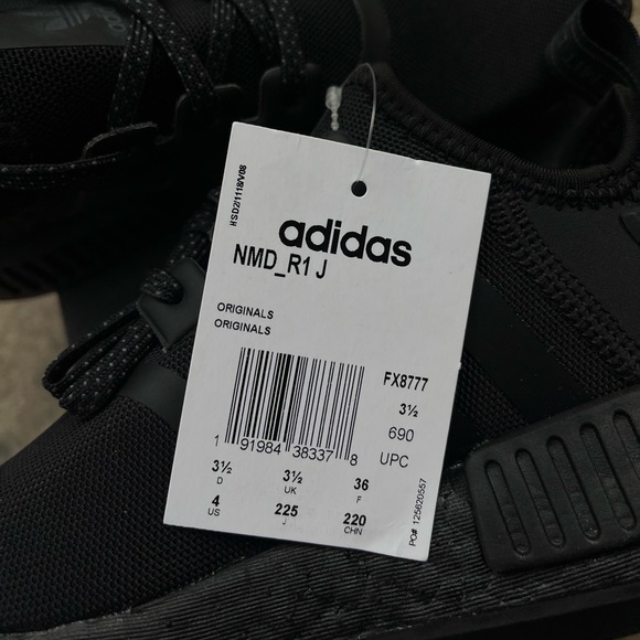 Adidas nmd youth size 4 / women’s size 5 - Picture 5 of 5